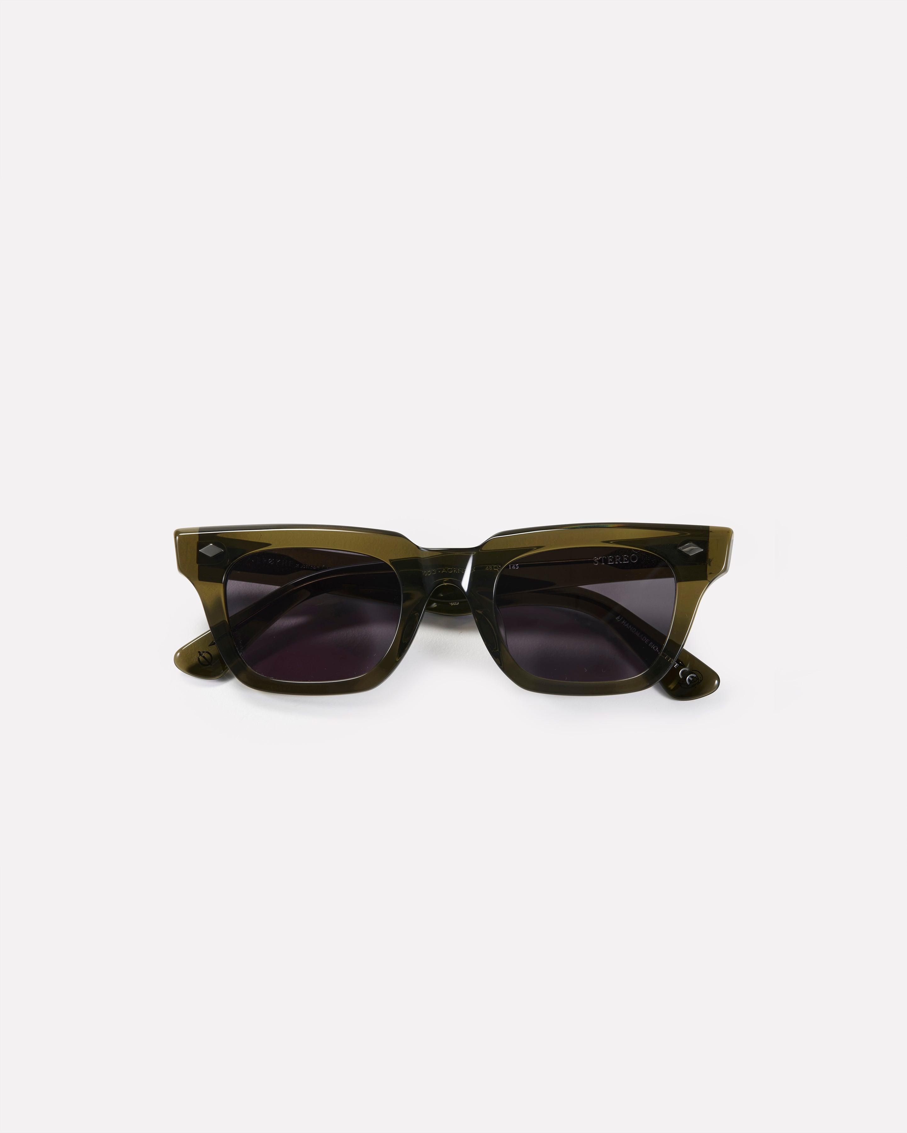 Stereo - Black Polished / Black